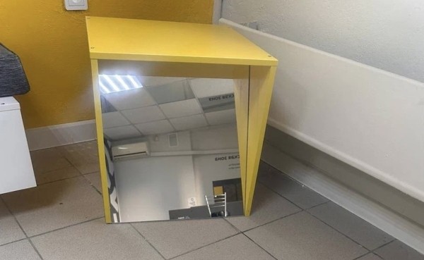 Яндекс Маркет выпустил коллекцию мебели для пунктов выдачи заказов
Яндекс Маркет выпустил коллекцию мебели для пунктов выдачи заказов