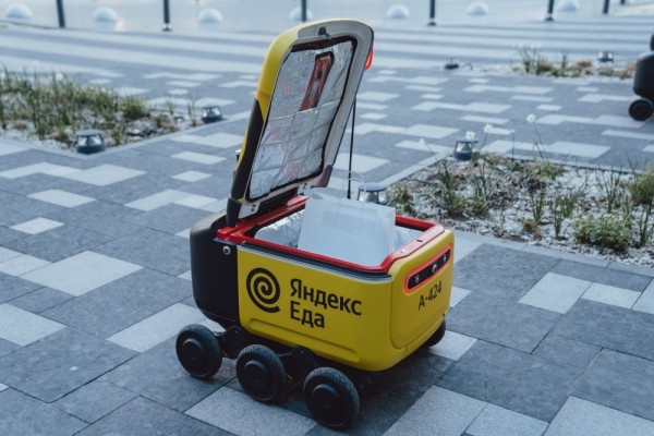 Яндекс расширил зону доставки роботами-курьерами в Москве
