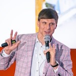 Яндекс Нейро: повлияет ли новый сервис на SEO и рекламу?